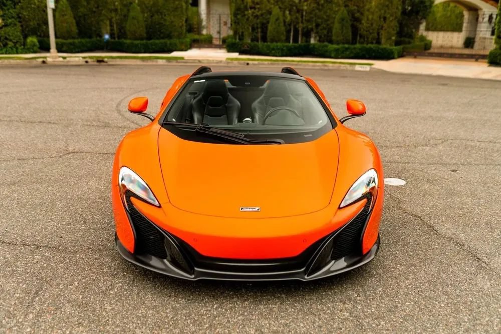 Used 2015 McLaren 650S Spider RWD image 18