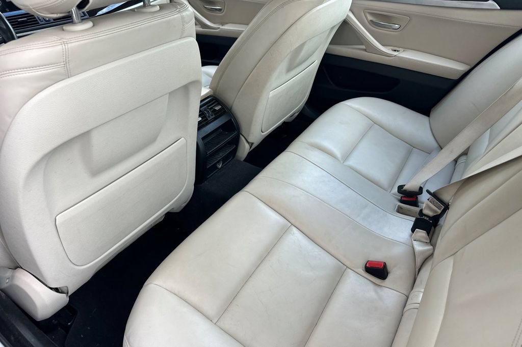 Used 2016 BMW 535i Sedan RWD image 12