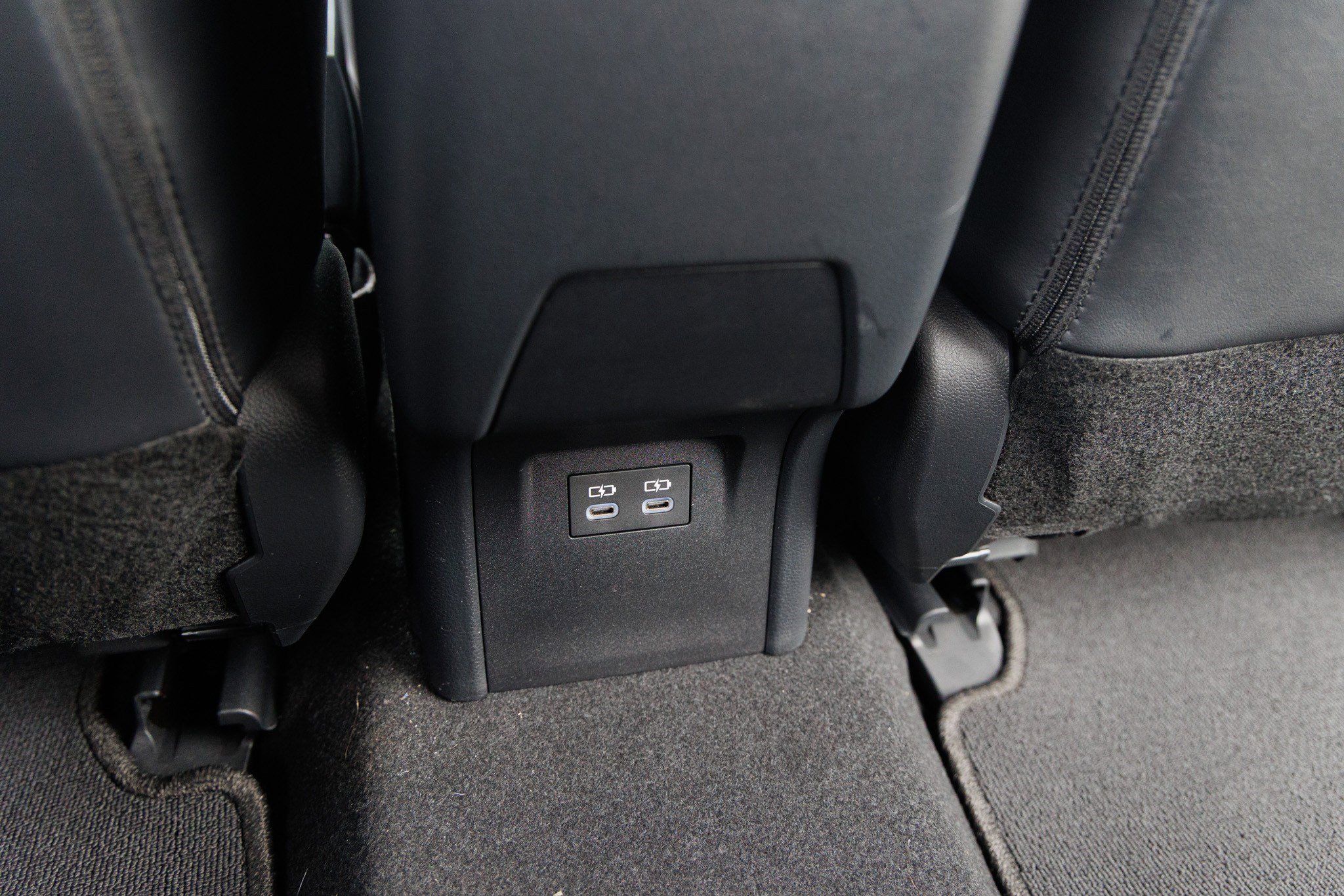 Used 2024 Toyota Prius XLE image 43