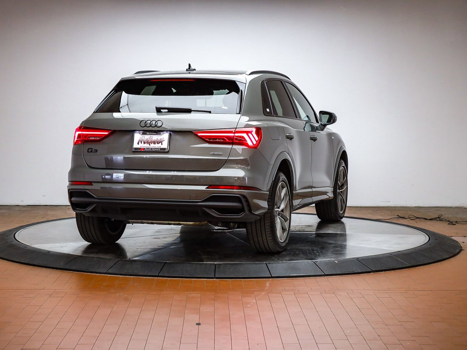 Certified 2025 Audi Q3 2.0T Premium w/ Convenience Package image 5