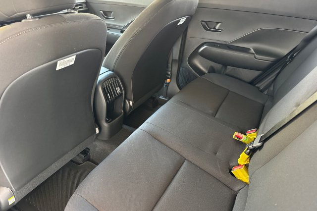 New 2027 Hyundai Kona SEL Sport FWD image 11