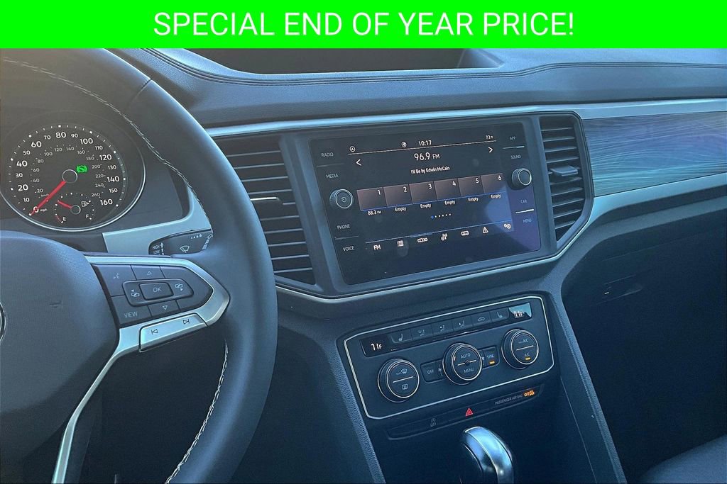 Used 2021 Volkswagen Atlas Cross Sport SE image 9