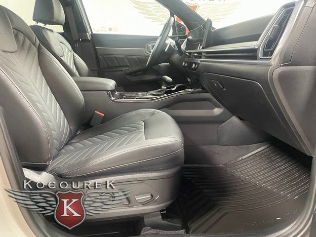 Used 2025 Kia Sorento SX Prestige image 23