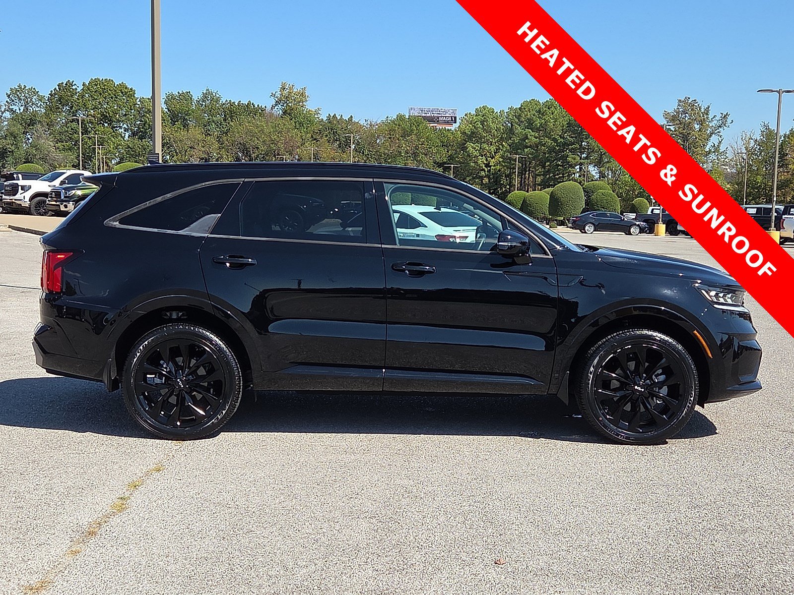 Used 2023 Kia Sorento SX AWD/4WD image 6