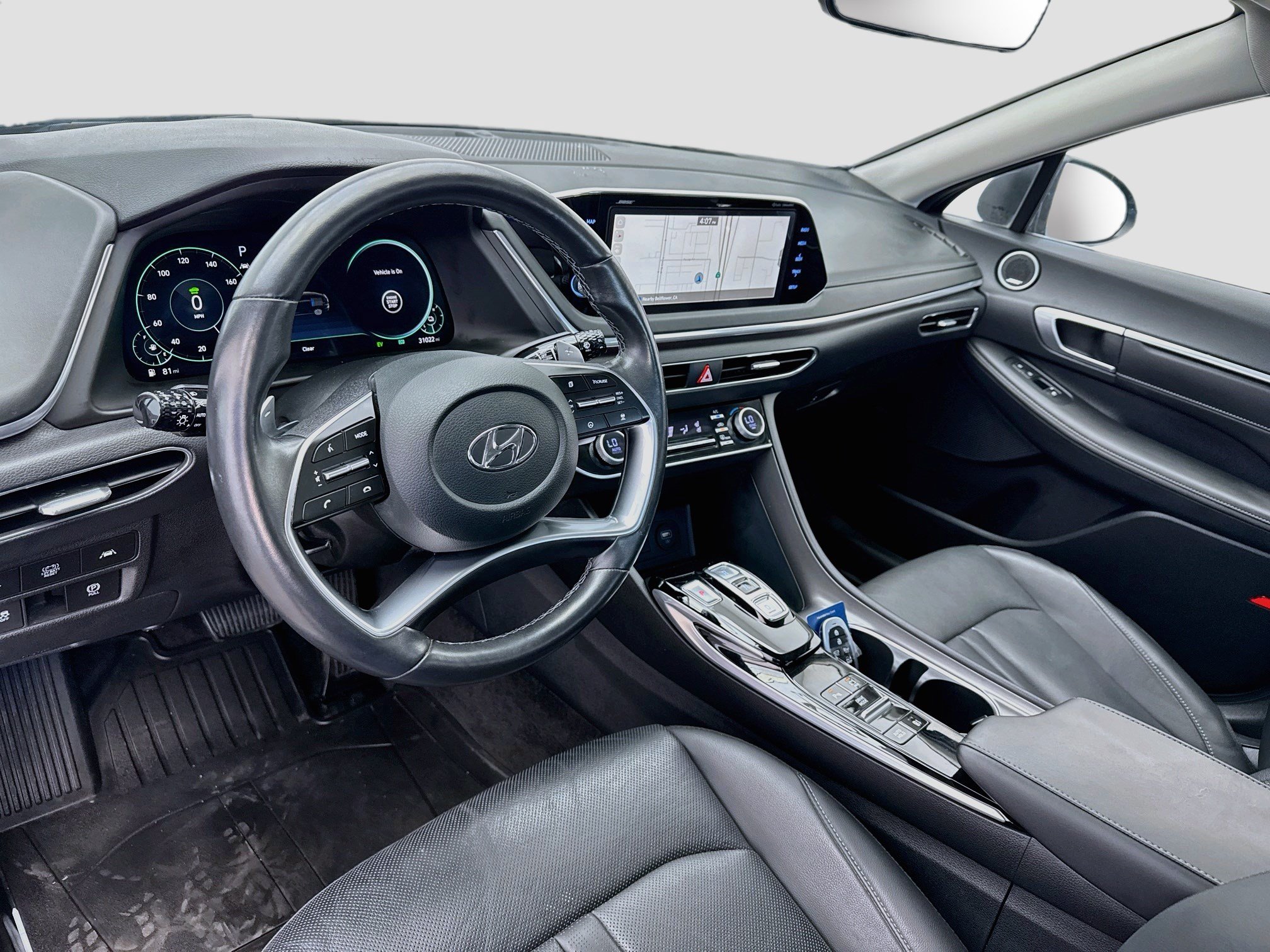 Used 2023 Hyundai Sonata Limited w/ Cargo Package FWD image 7