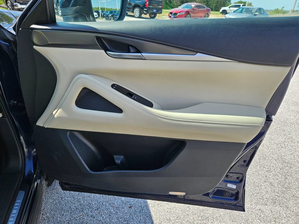Used 2024 INFINITI QX60 Luxe AWD/4WD image 36