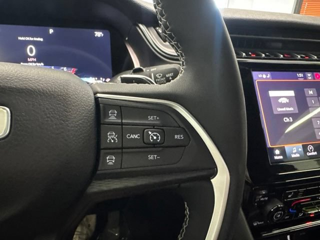 Used 2023 Jeep Grand Cherokee Altitude AWD/4WD image 35