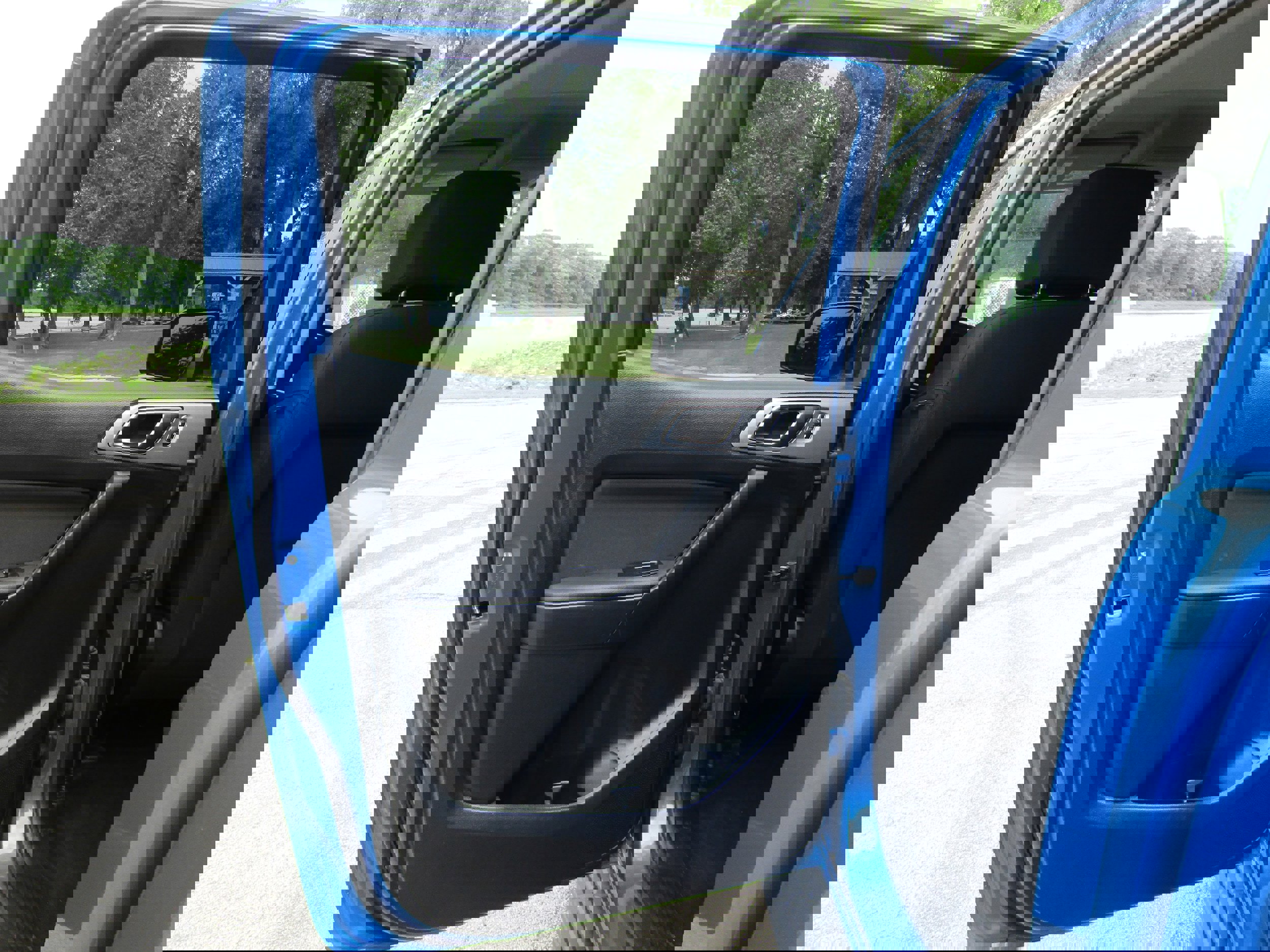 Certified 2022 Ford Ranger XLT w/ Equipment Group 302A High image 16