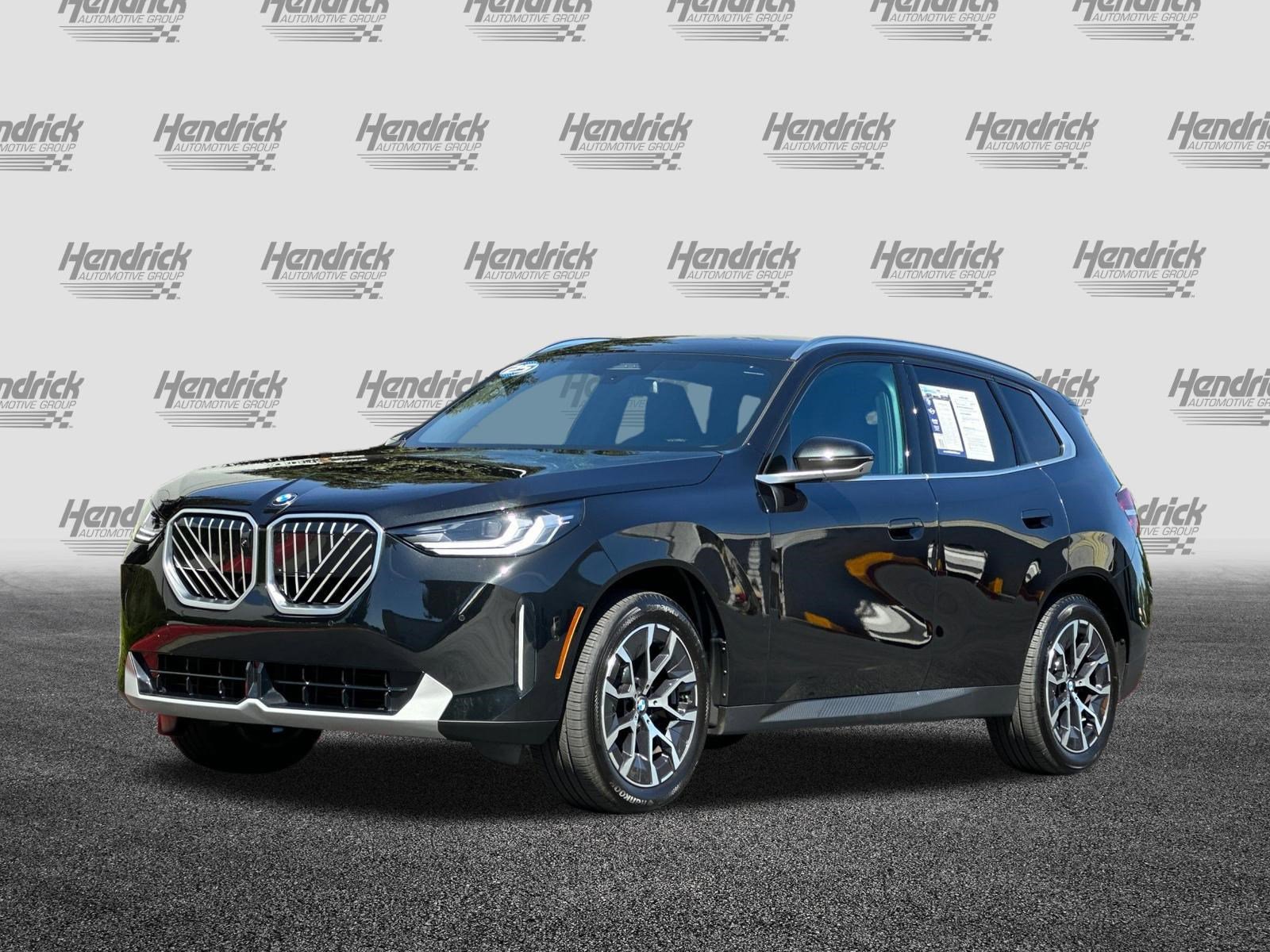 Used 2025 BMW X3 xDrive30i w/ Premium Package image 9