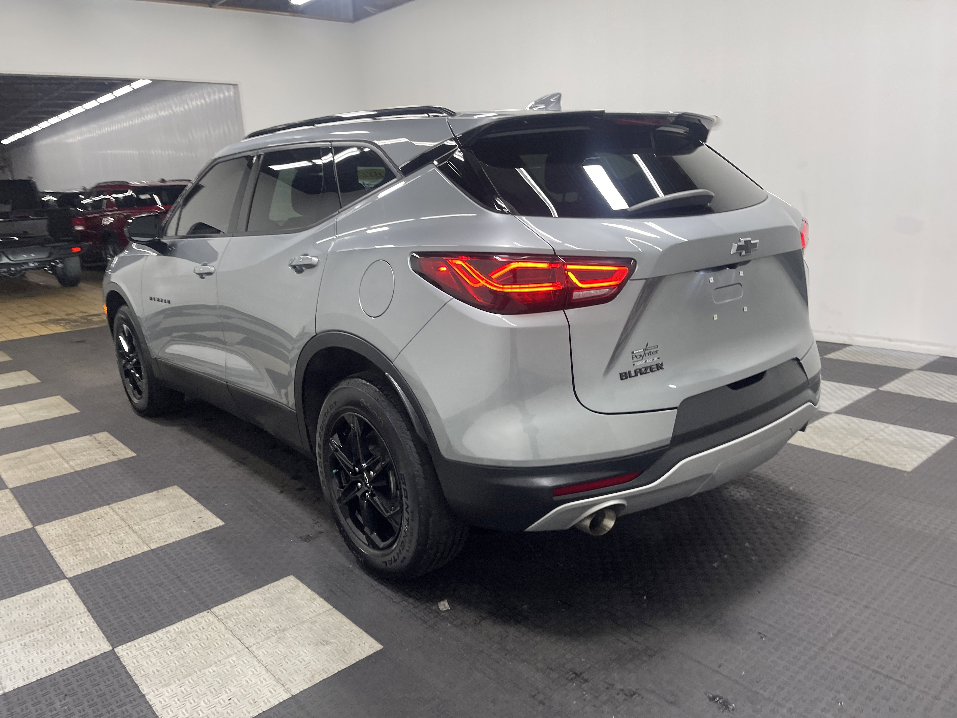 Used 2023 Chevrolet Blazer LT w/ Midnight/Sport Edition image 2