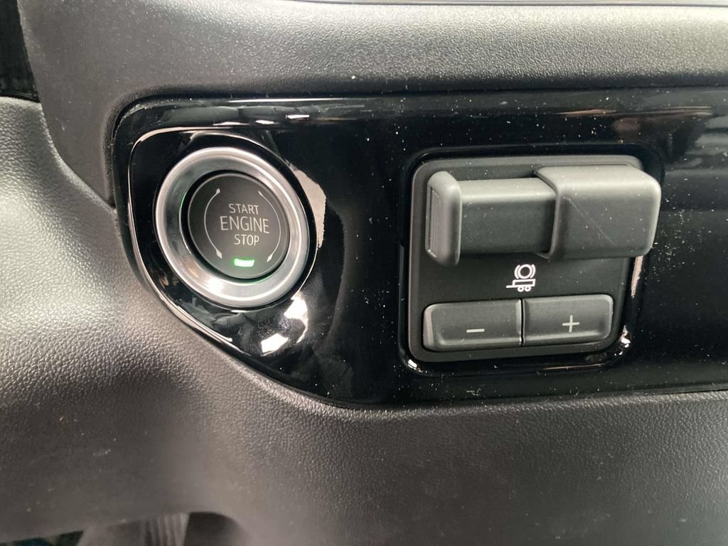 New 2026 GMC Sierra 3500 SLE AWD/4WD image 21