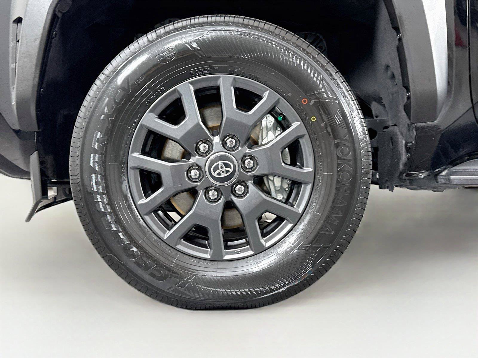Certified 2025 Toyota 4Runner SR5 AWD/4WD image 41