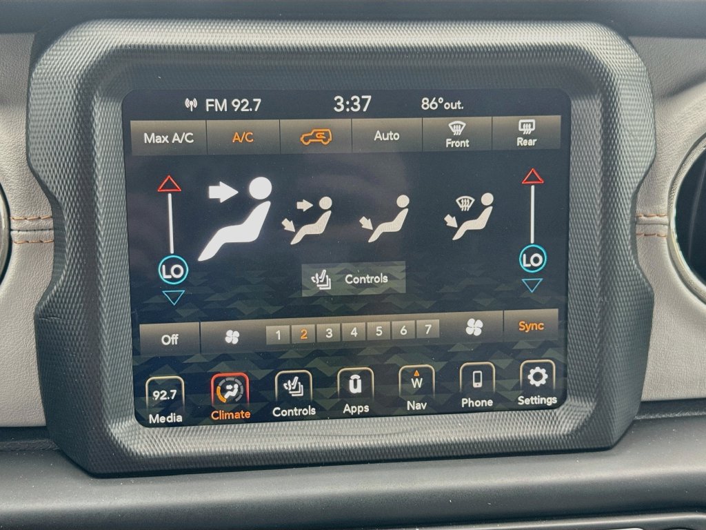 Certified 2023 Jeep Wrangler Unlimited Sahara AWD/4WD image 17