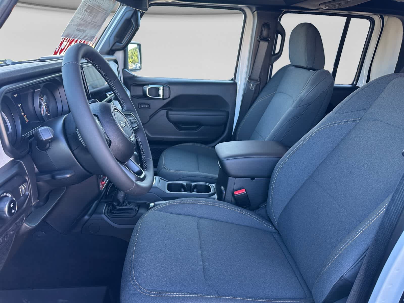 New 2025 Jeep Gladiator Sport AWD/4WD image 11