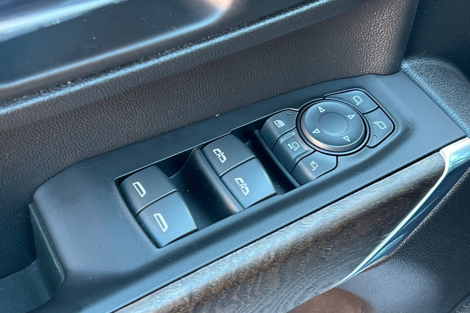 Used 2020 GMC Sierra 3500 Denali w/ Denali Ultimate Package image 13