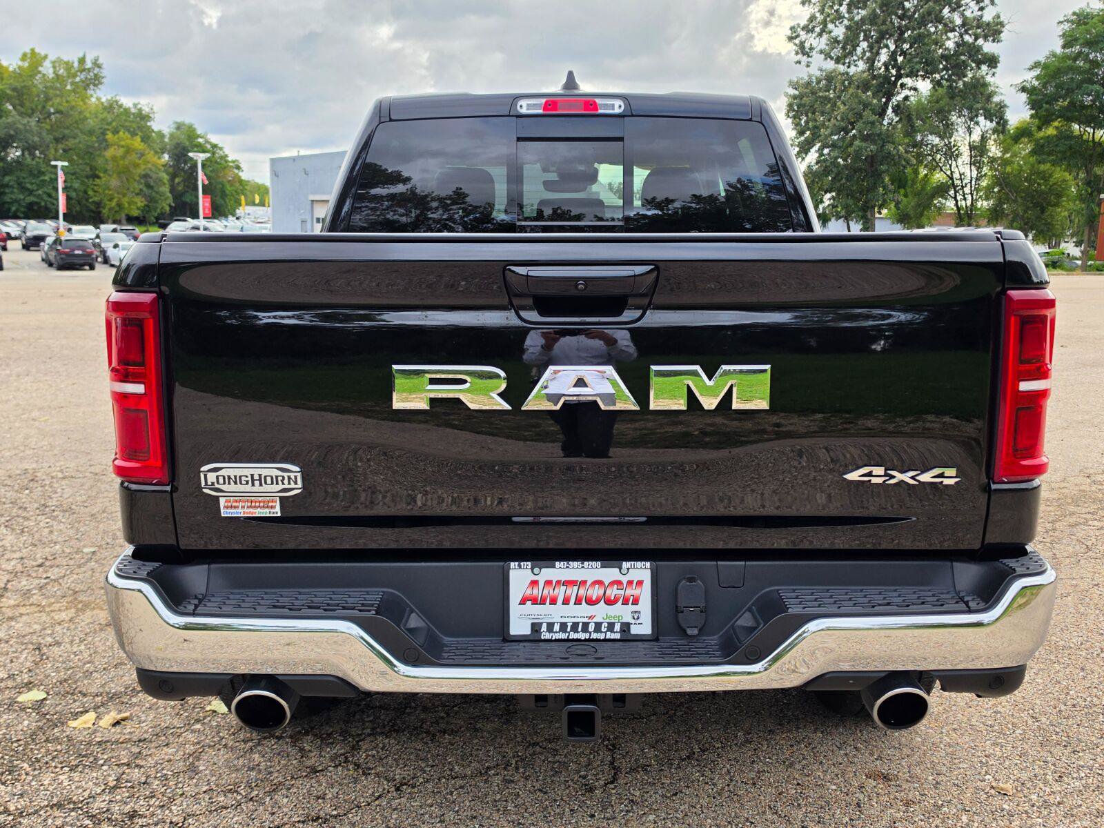 Used 2025 RAM 1500 Limited AWD/4WD image 20