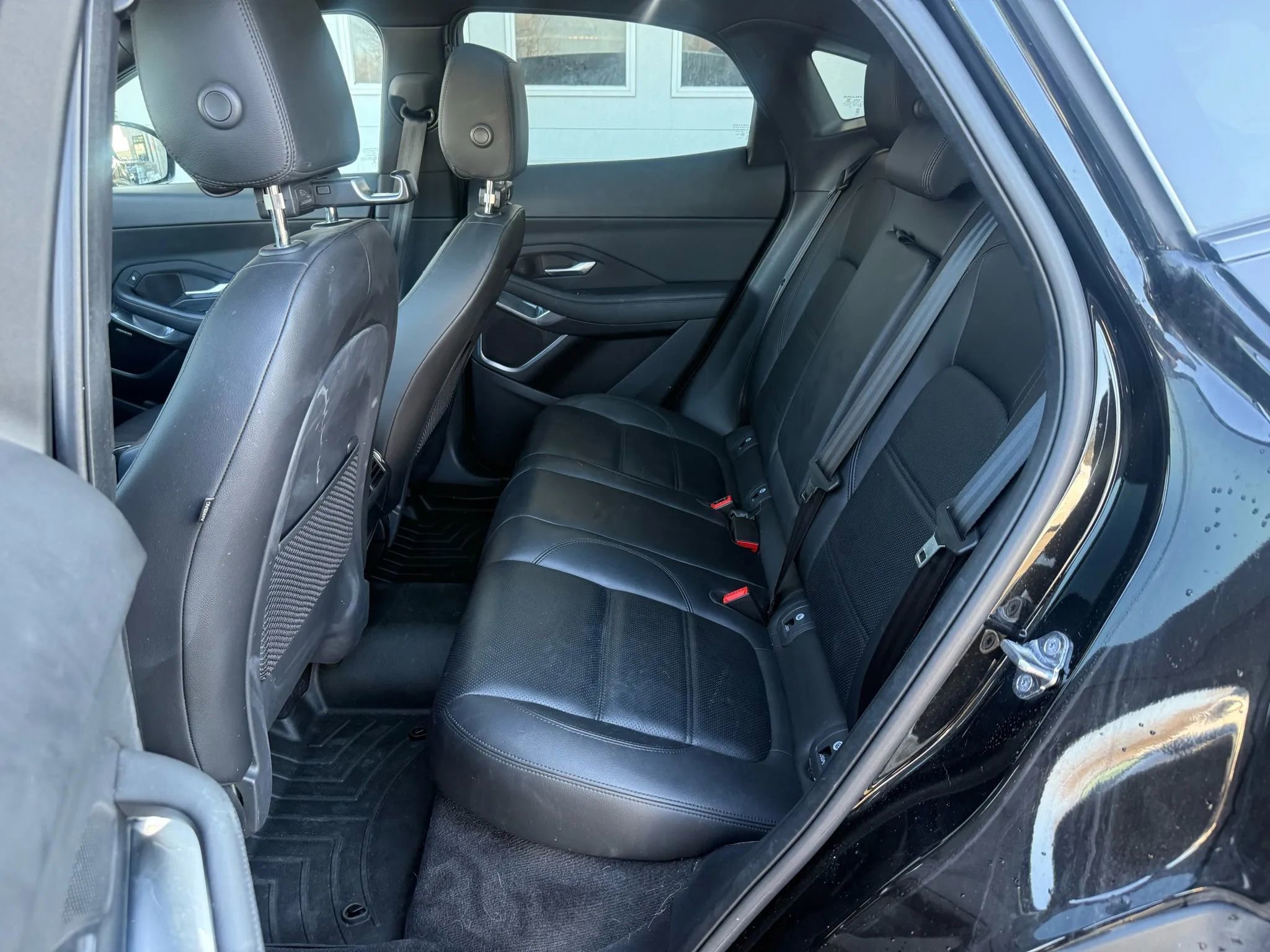 Used 2021 Jaguar E-PACE SE image 30