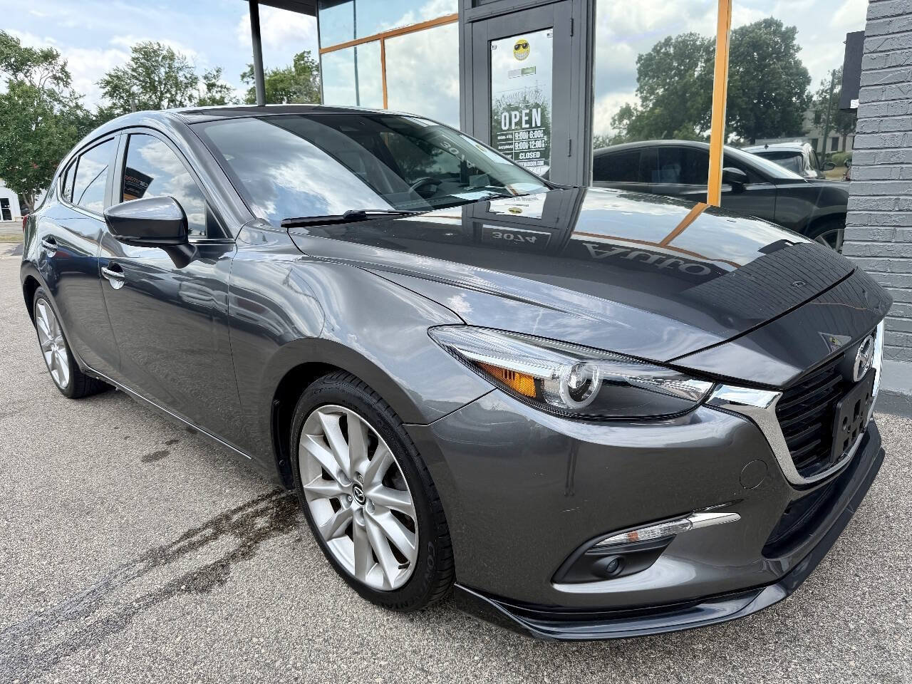 Used 2018 Subaru Impreza 2.0i Sport w/ Popular Package #1 AWD/4WD image 4