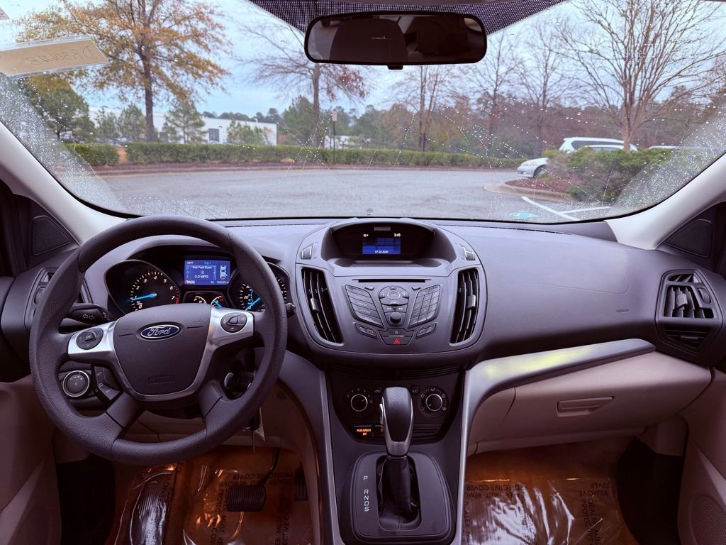 Used 2015 Ford Escape SE image 6
