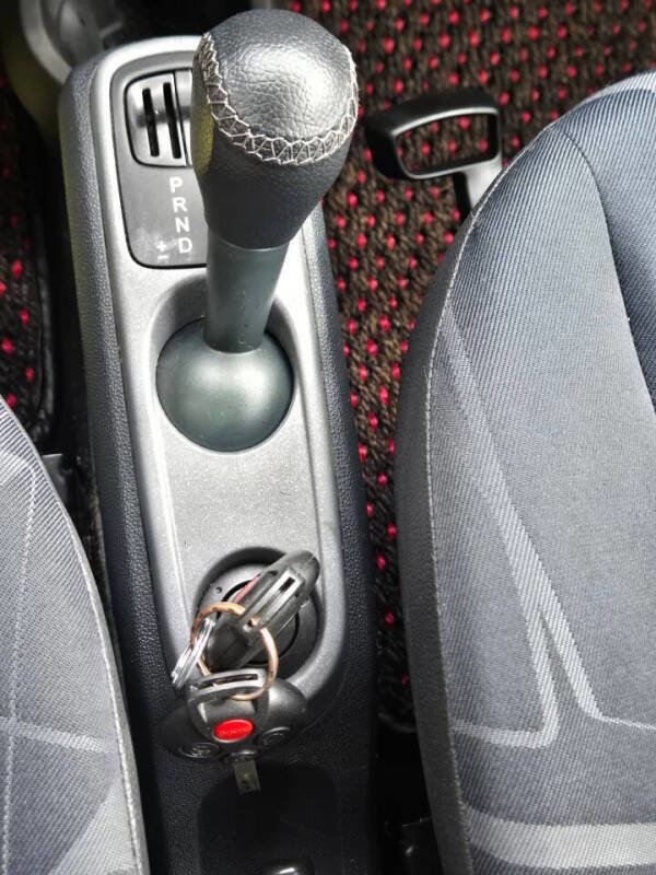Used 2009 smart fortwo passion image 24
