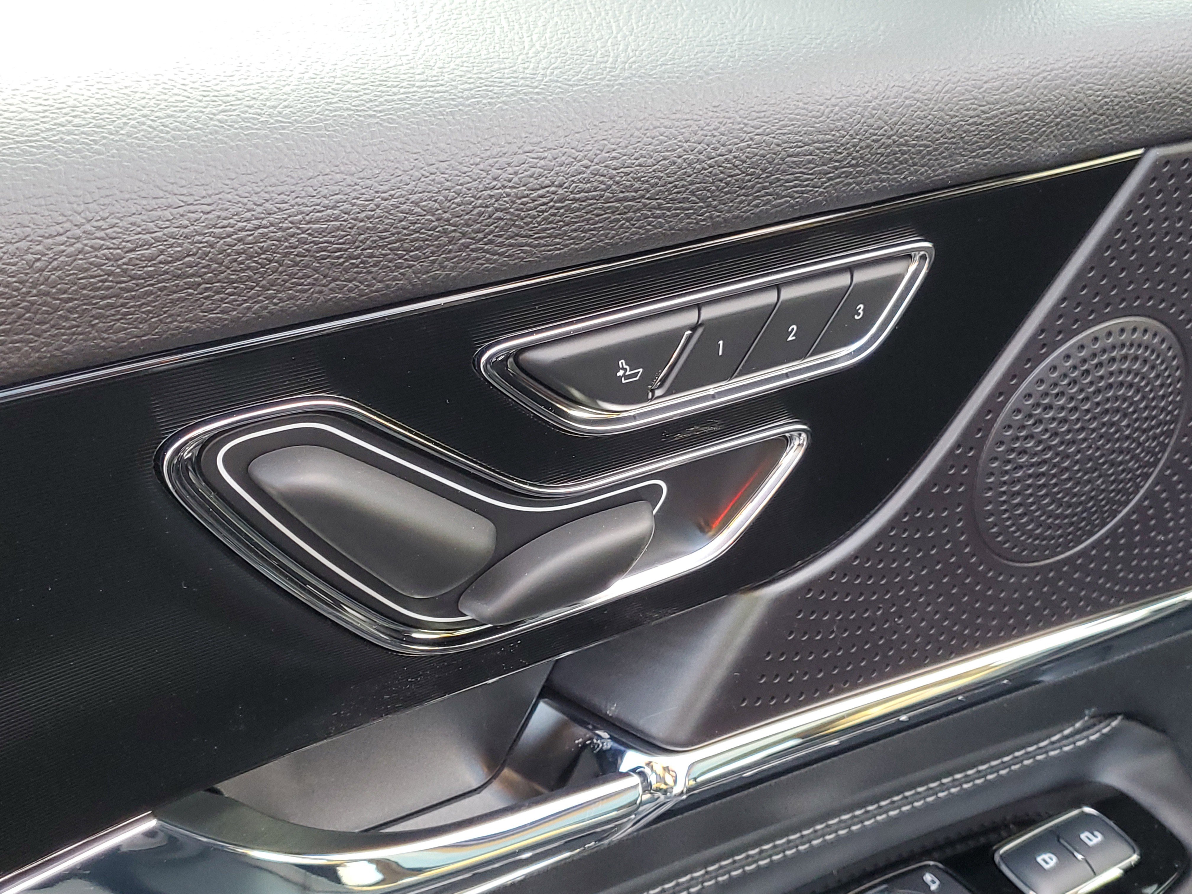 New 2026 Lincoln Corsair Reserve w/ Jet Appearance Package image 9