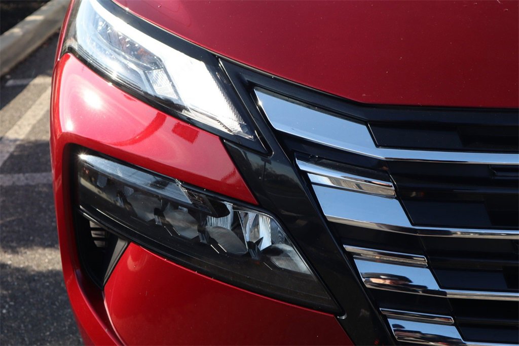 Certified 2024 Nissan Rogue SV w/ SV Premium Package image 11