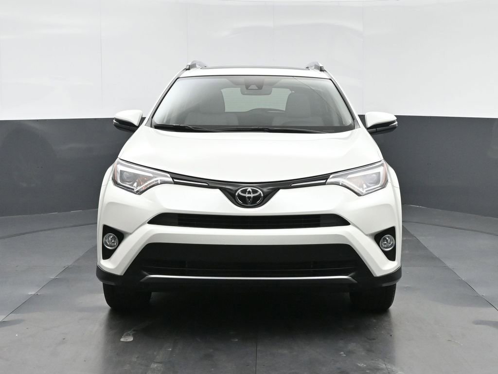 Used 2018 Toyota RAV4 Limited image 2