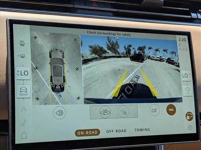 Used 2025 Land Rover Range Rover Long Wheelbase SE image 11