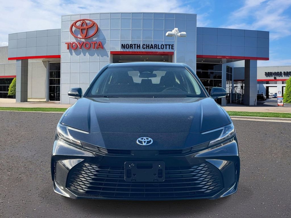 Used 2025 Toyota Camry LE FWD image 3