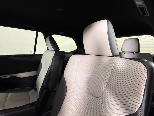 Certified 2026 Lexus TX 500h AWD w/ Technology Package image 27