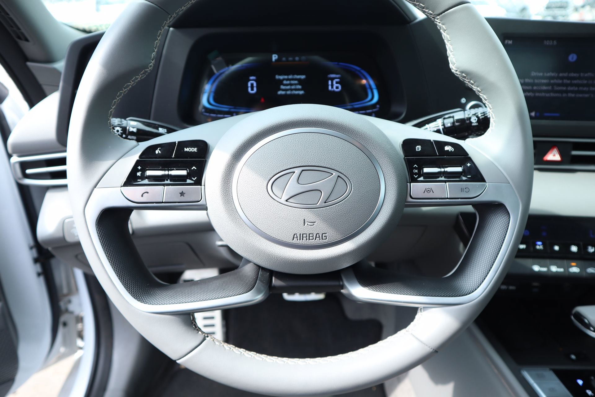 New 2025 Hyundai Elantra Sport w/ Cargo Package image 2