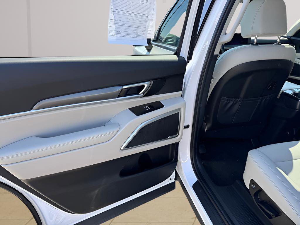 Used 2022 Kia Telluride S AWD/4WD image 30