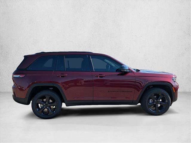 New 2025 Jeep Grand Cherokee Limited w/ Black Appearance Package image 7