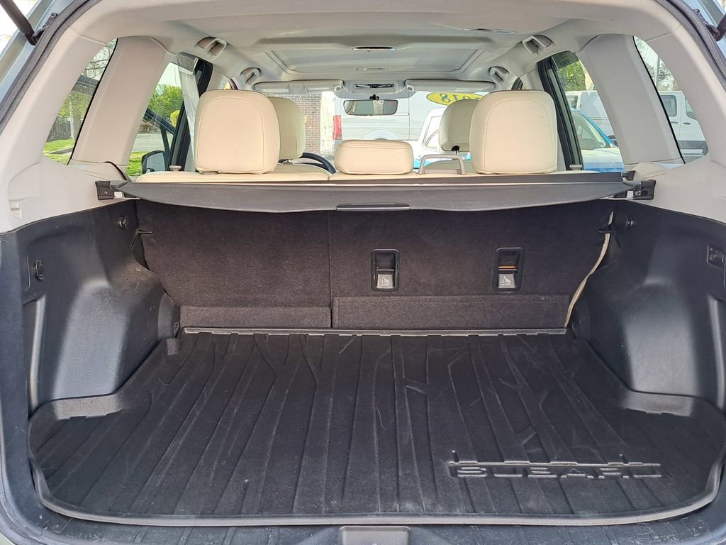 Used 2018 Subaru Forester 2.5i Premium w/ All-Weather Package image 14