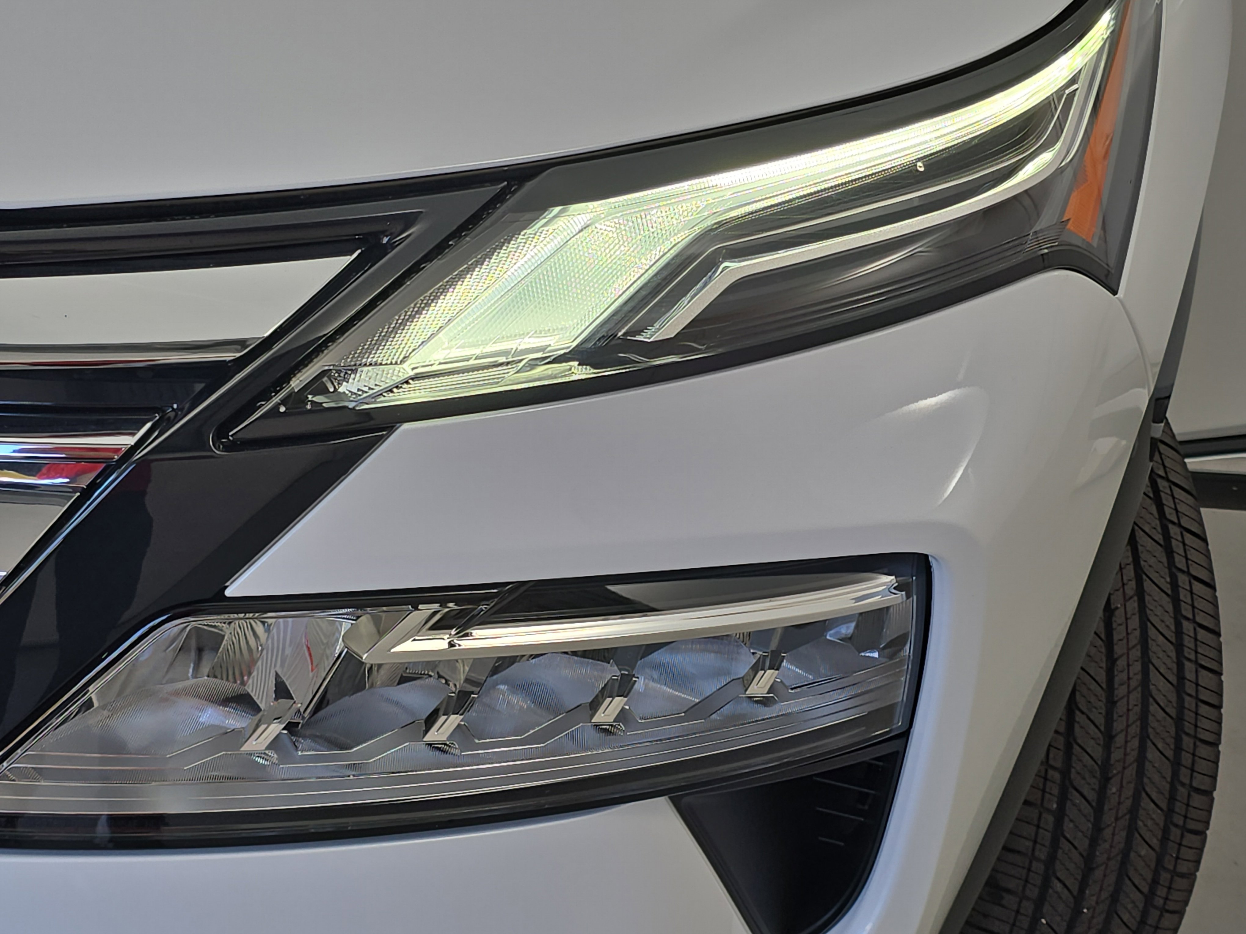 New 2026 Nissan Rogue Platinum image 32