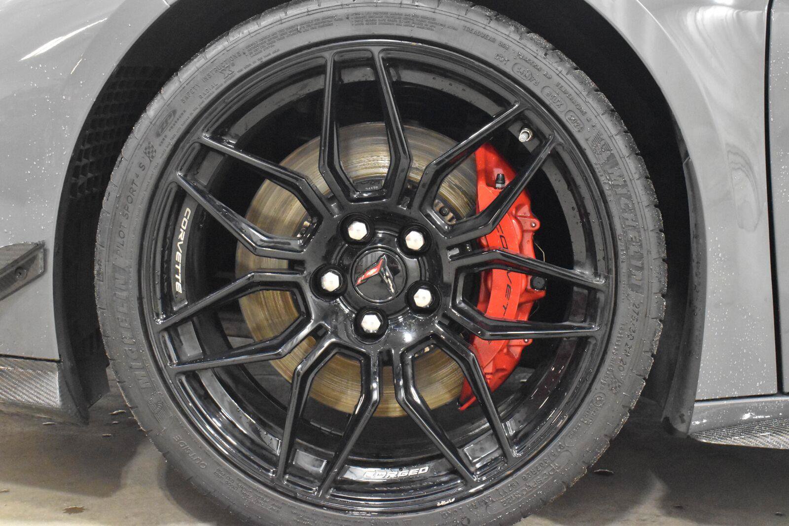 Used 2024 Chevrolet Corvette Z06 RWD image 21