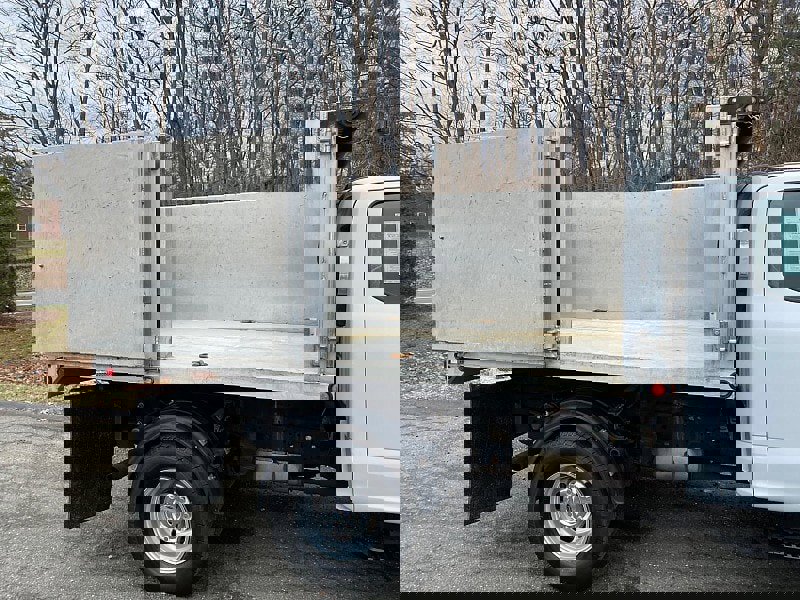 Used 2022 Ford F350 XL w/ Power Equipment Group image 10