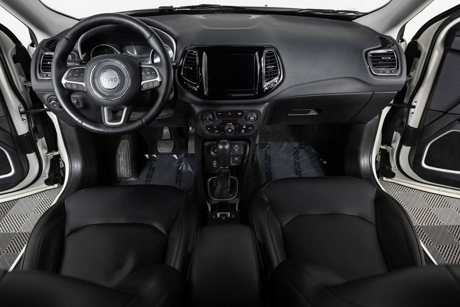 Used 2018 Jeep Compass Limited AWD/4WD image 33