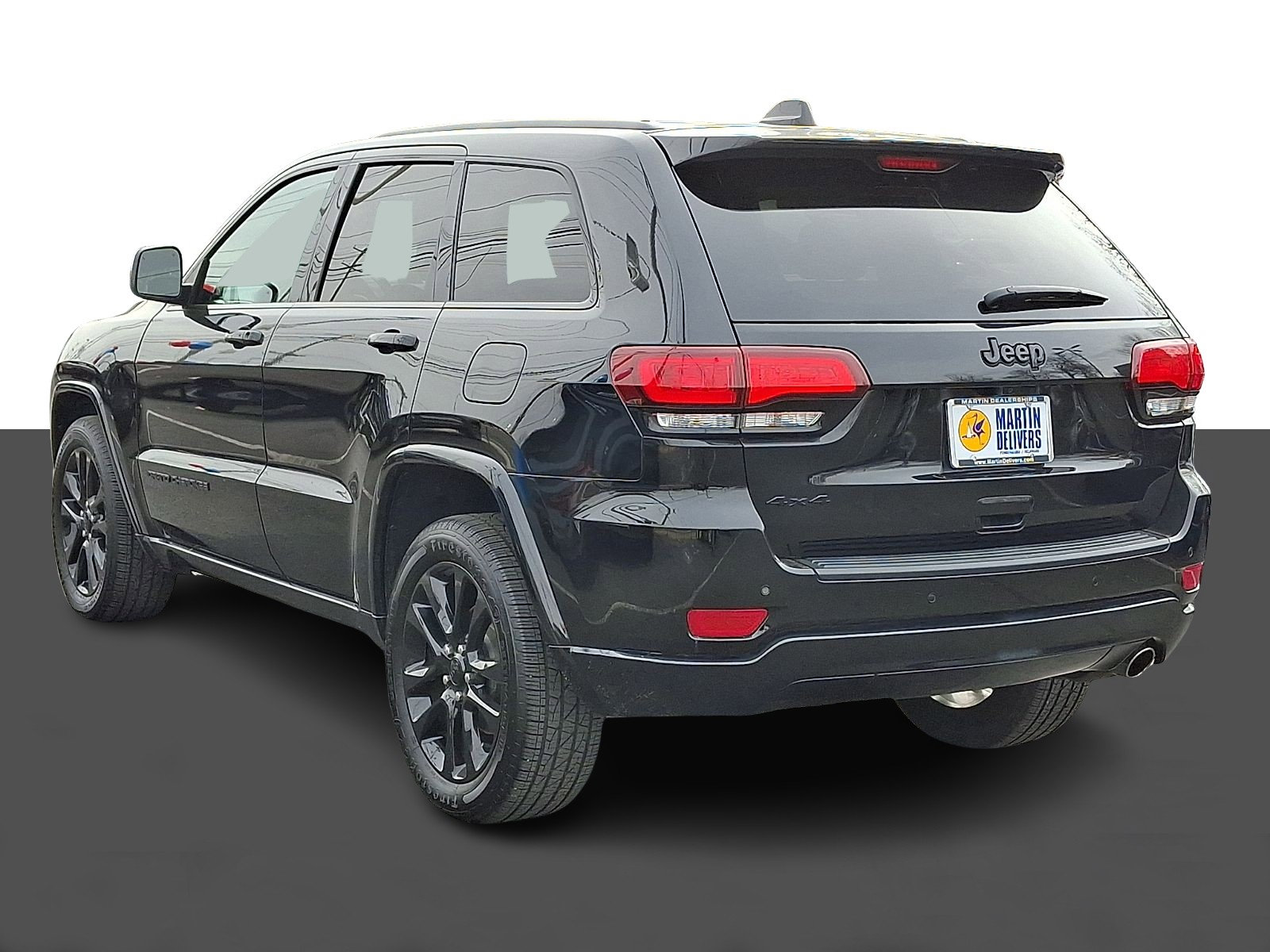Used 2020 Jeep Grand Cherokee Altitude image 4