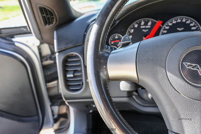 Used 2010 Chevrolet Corvette Coupe w/ 1LT image 32