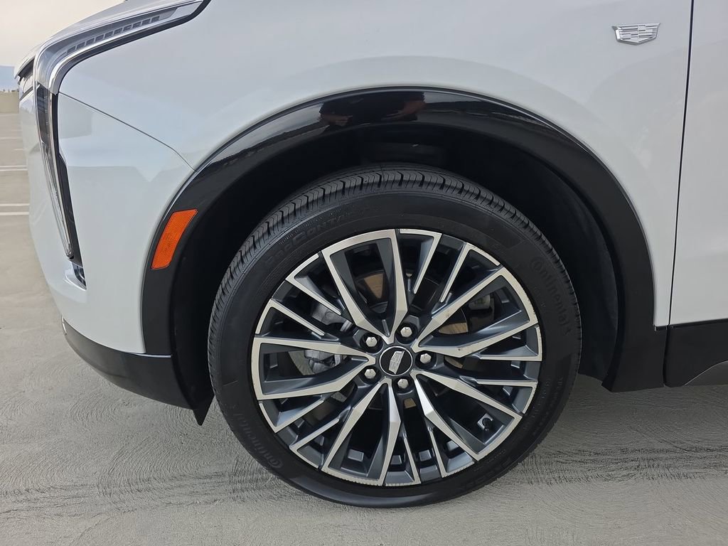 Used 2024 Cadillac XT4 Sport image 34