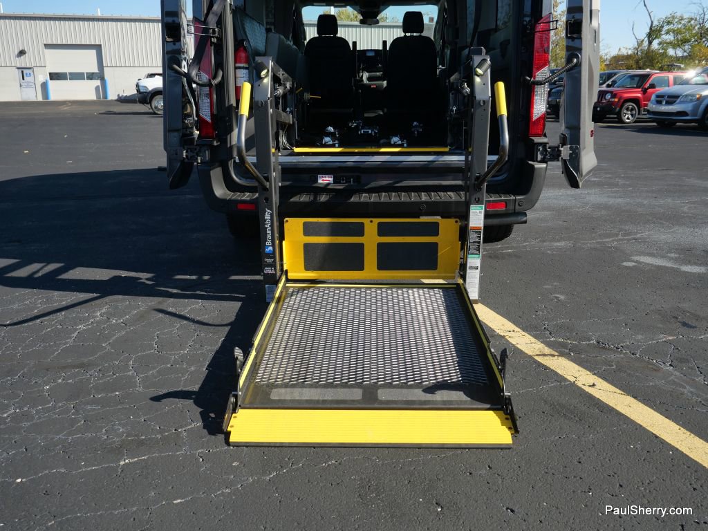 Used 2020 Ford Transit 350 XL image 10