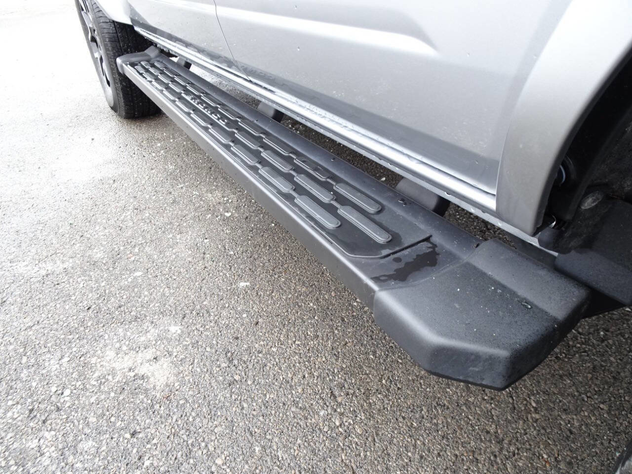 Used 2022 Ford Bronco Outer Banks image 12