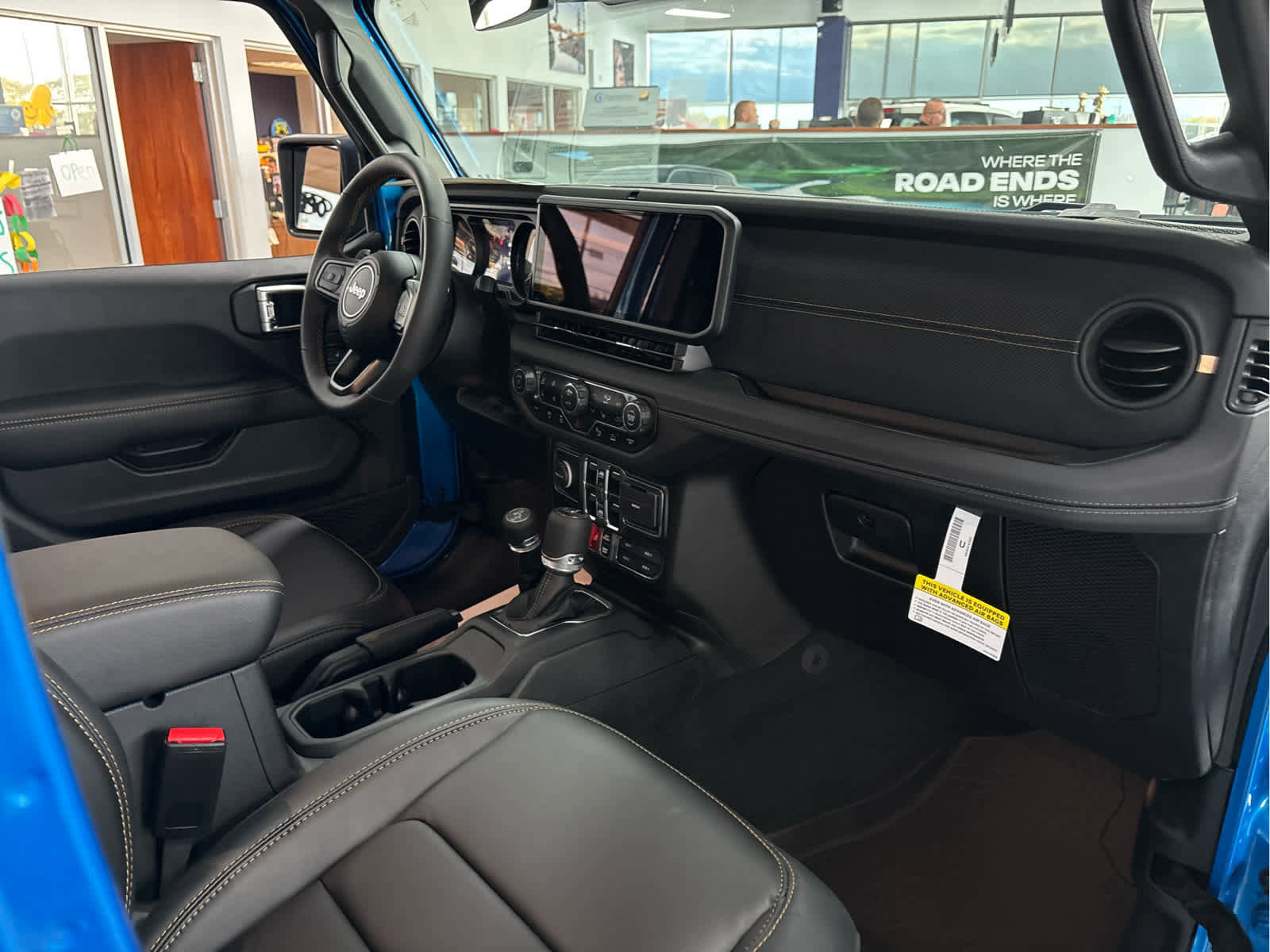 Used 2024 Jeep Wrangler Unlimited Rubicon 392 image 9