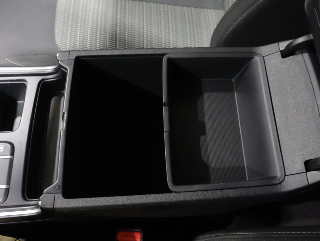 Used 2022 Kia Sorento LX image 30