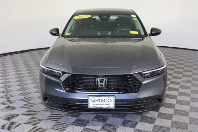 Used 2025 Honda Accord LX image 3