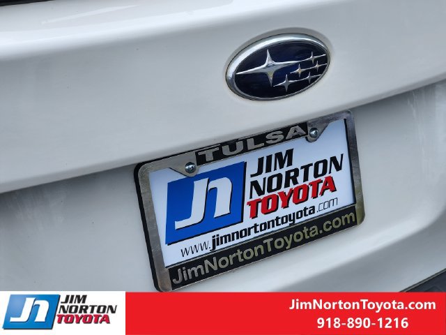 Used 2018 Subaru Outback 3.6R Touring AWD/4WD image 11