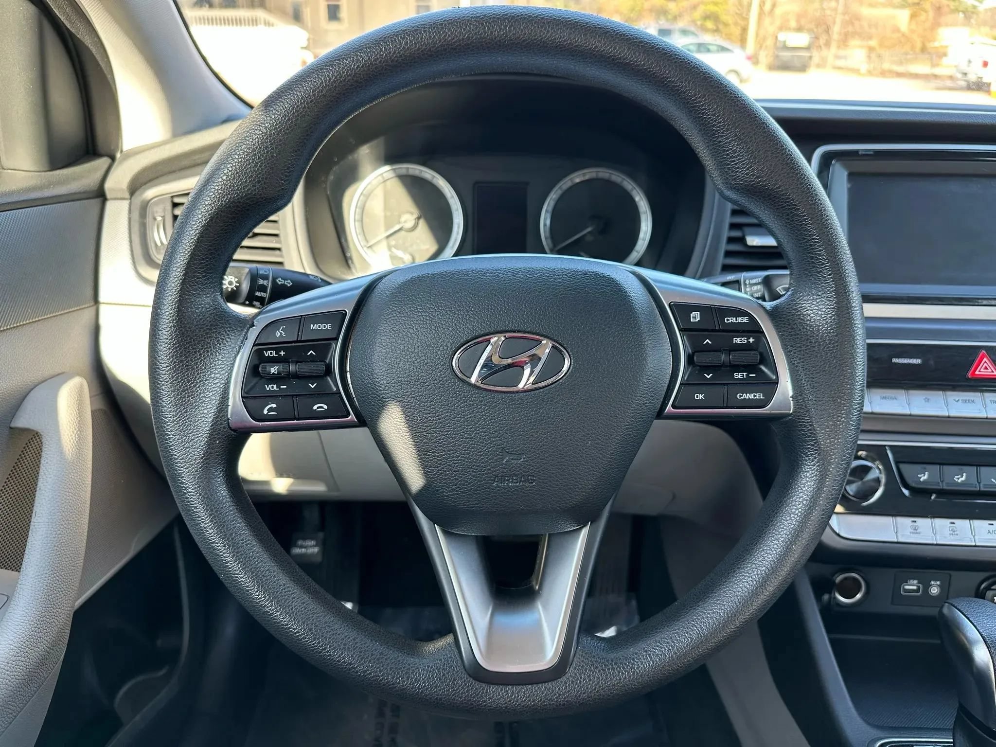 Used 2018 Hyundai Sonata SE FWD image 25
