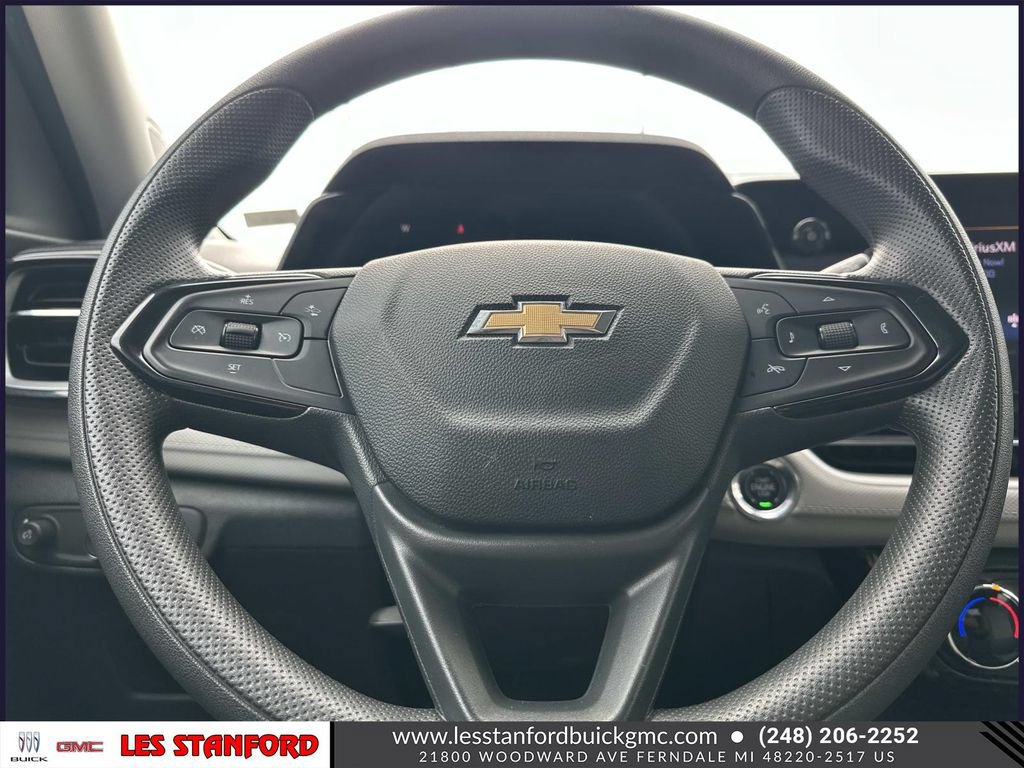 Used 2025 Chevrolet TrailBlazer LT FWD image 21