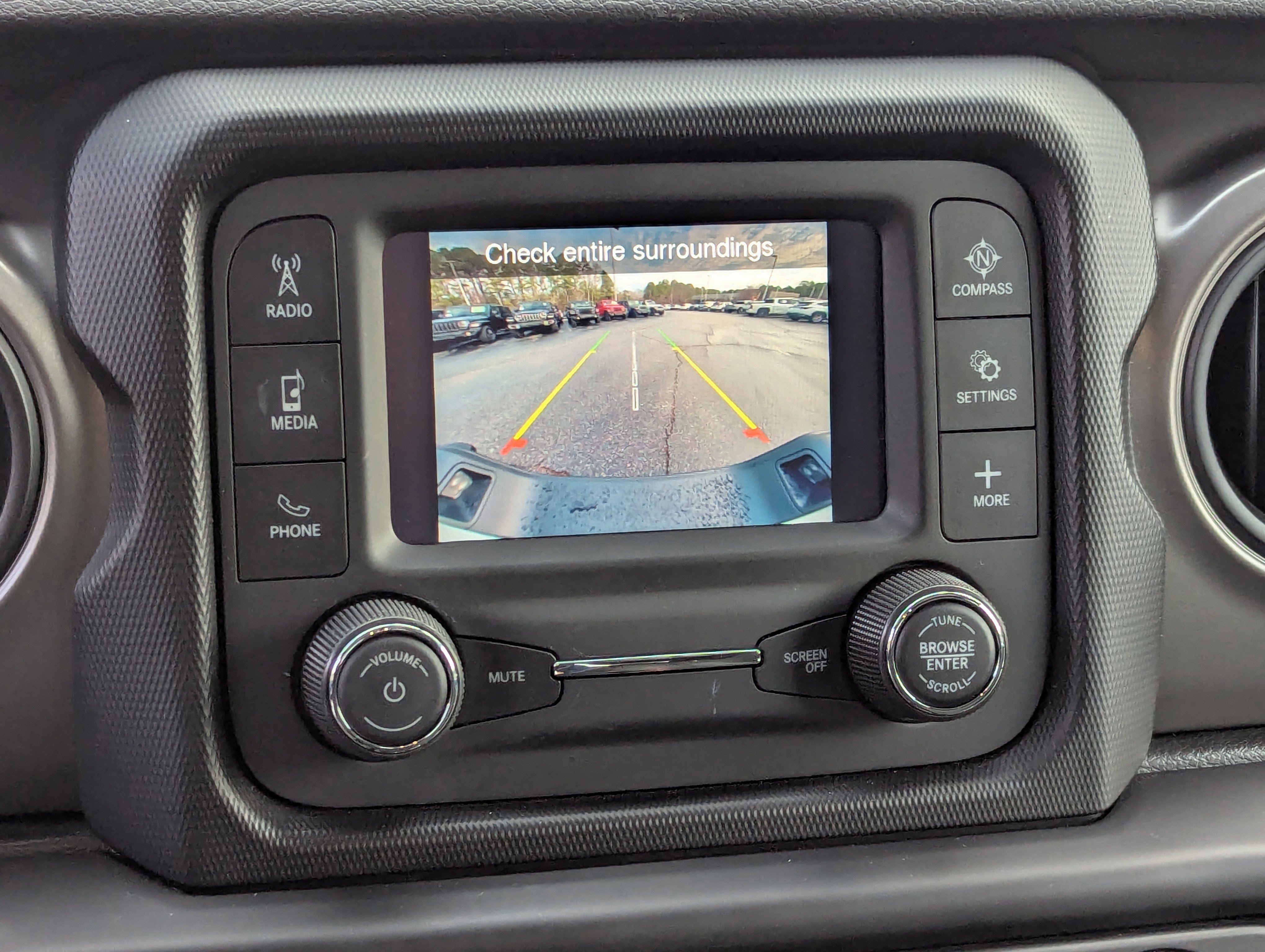 Used 2021 Jeep Gladiator Willys image 20